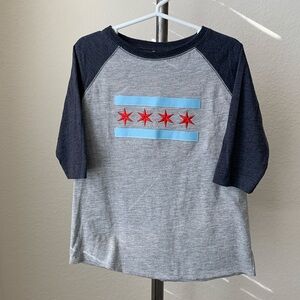Kids gender neutral sz S Chicago Flag baseball shirt Never Worn